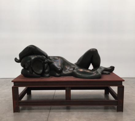 Thomas Schütte, Bronzefrau I (2000), via Art Observed