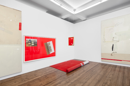 David Ostrowski, The Thin Red Line (Installation view), courtesy Sprüth Magers