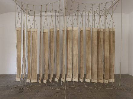 Leonor Antunes, a scdluded and pleasant land, in this land i wish to dwell (2014), via kurimanzutto